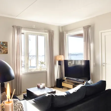 Apartment With Sunny Balcony By The *