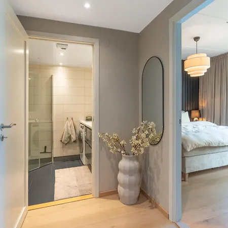 Appartement With Sunny Balcony By The