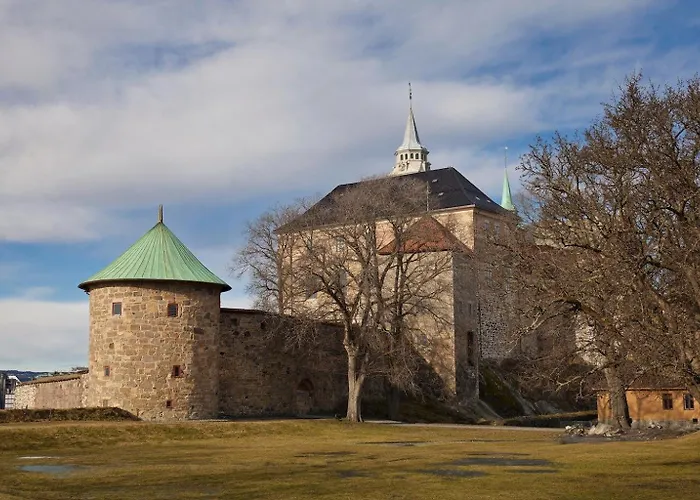 With Sunny Balcony By The Apartmán *